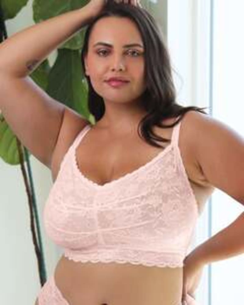 Front of a model wearing a size M Ultra Curvy Sweetie Bralette in Fiore by Cosabella. | dia_product_style_image_id:253738